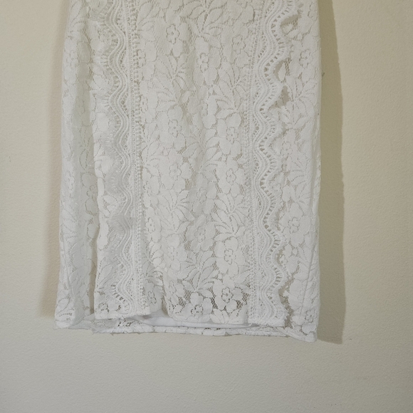 Collection by Cezele Lace Blouse - Picture 7 of 7